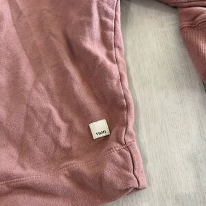 Vuori womens sweater size M